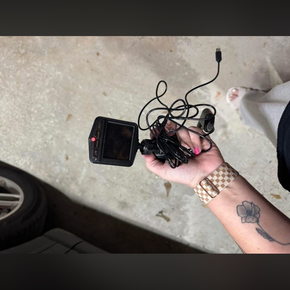 Black Dash Cam with Cables